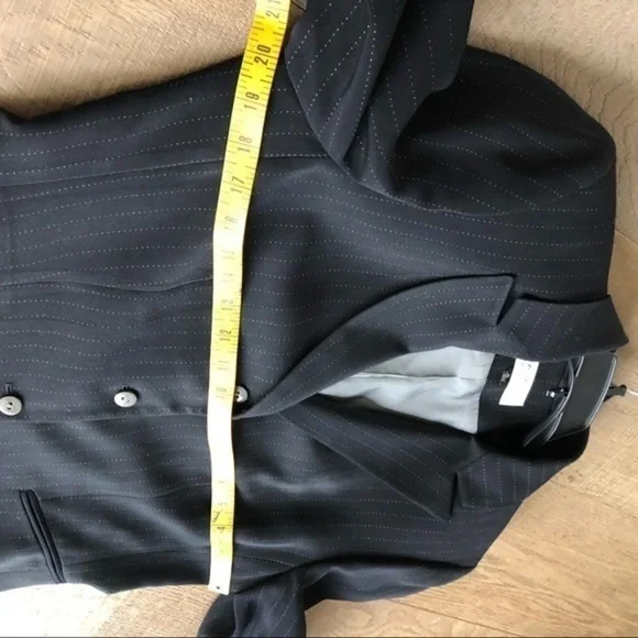 TAHARI suit jacket - Picture 8 of 8